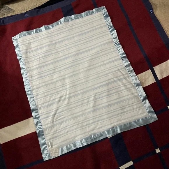 Little Giraffe fleece soft baby blue baby blanket NWT striped reversible 36x29”